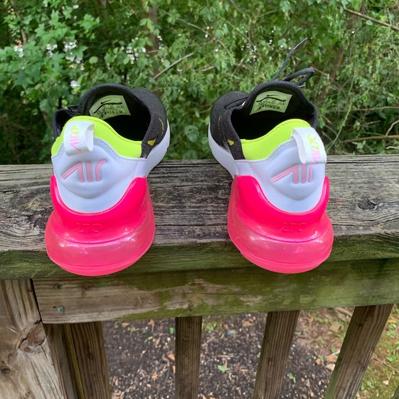 Wmns Nike Air Max 270 Sz (9.5 women) - Picture 5 of 8